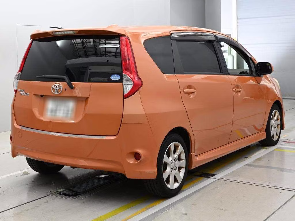TOYOTA PASSO SETTE