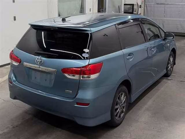 TOYOTA WISH
