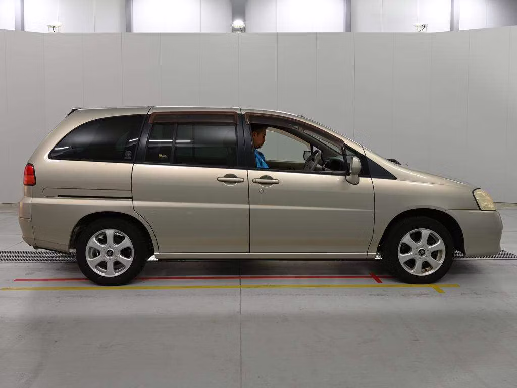 NISSAN LIBERTY