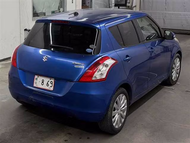 SUZUKI SWIFT