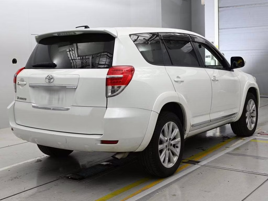 TOYOTA VANGUARD