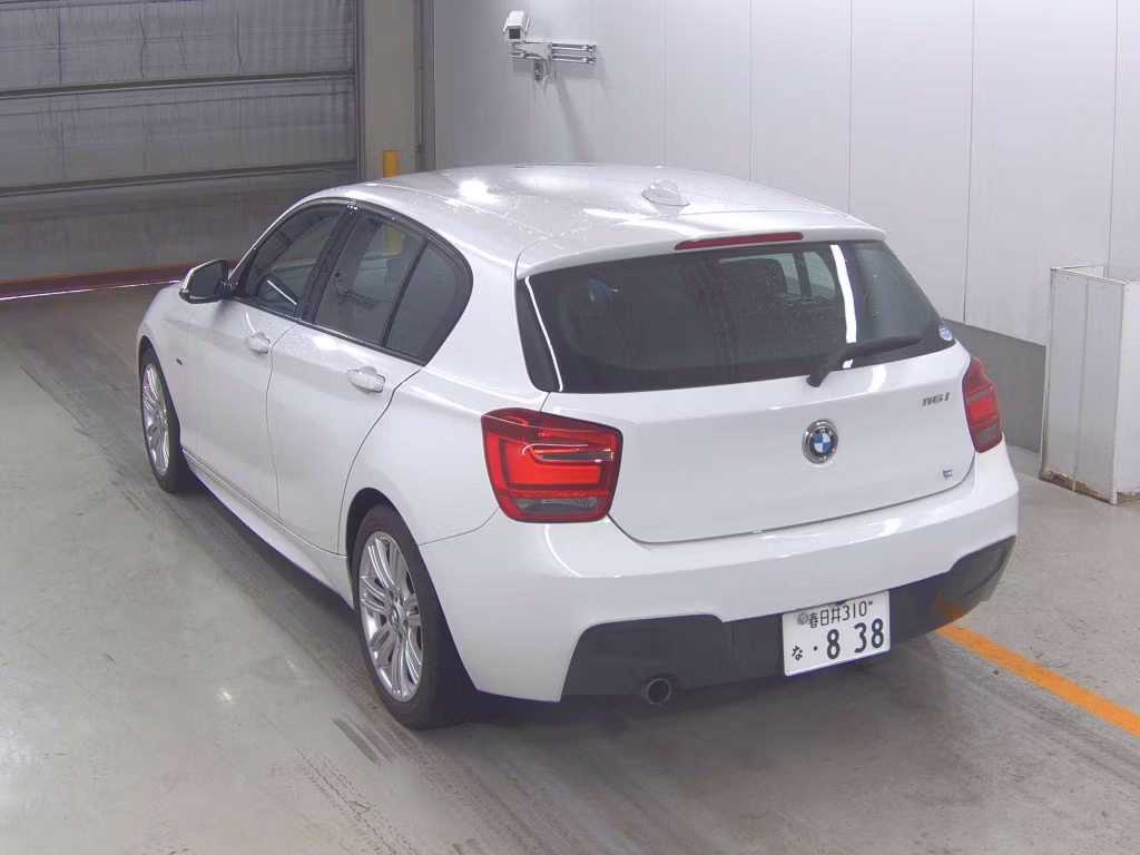 BMW 1-SERIES