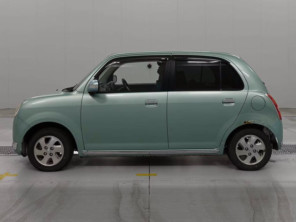 DAIHATSU MIRA GINO