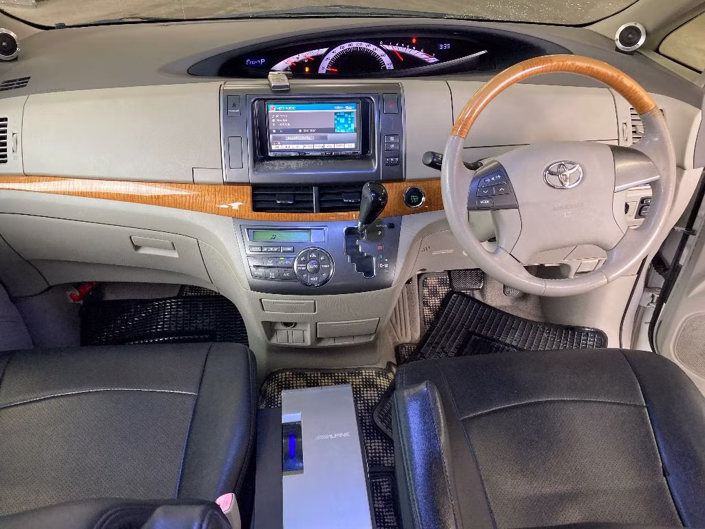 TOYOTA ESTIMA