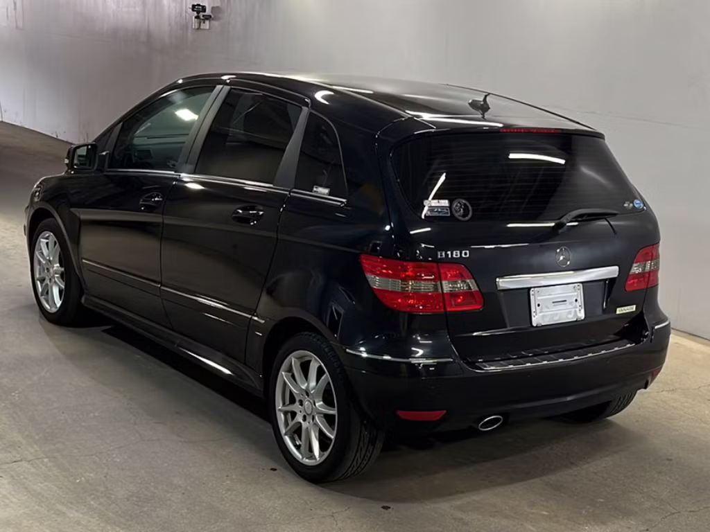MERCEDES-BENZ B-CLASS