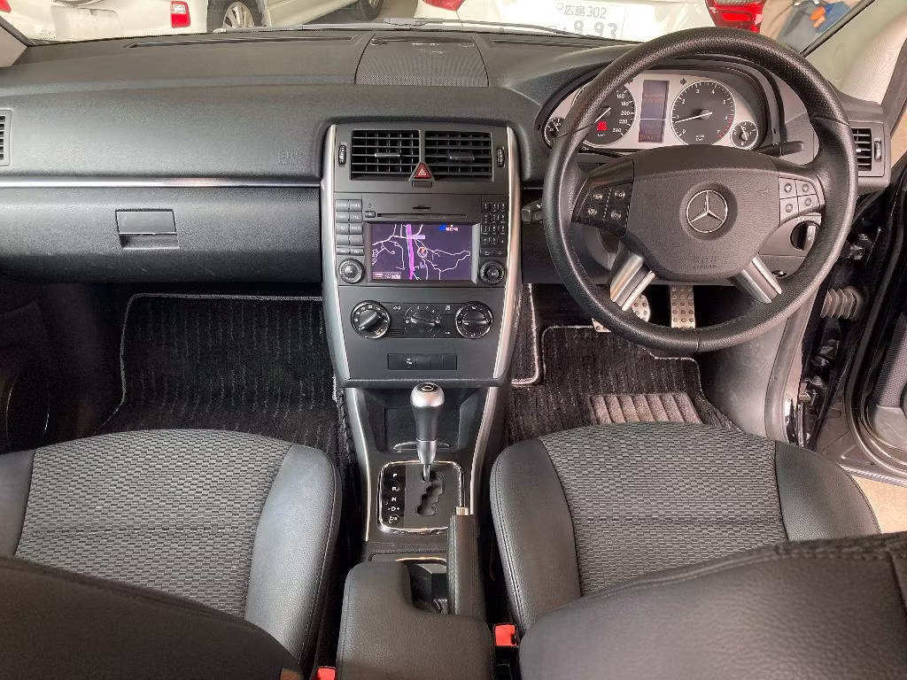 MERCEDES-BENZ B-CLASS