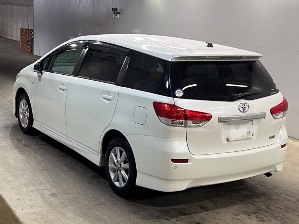 TOYOTA WISH