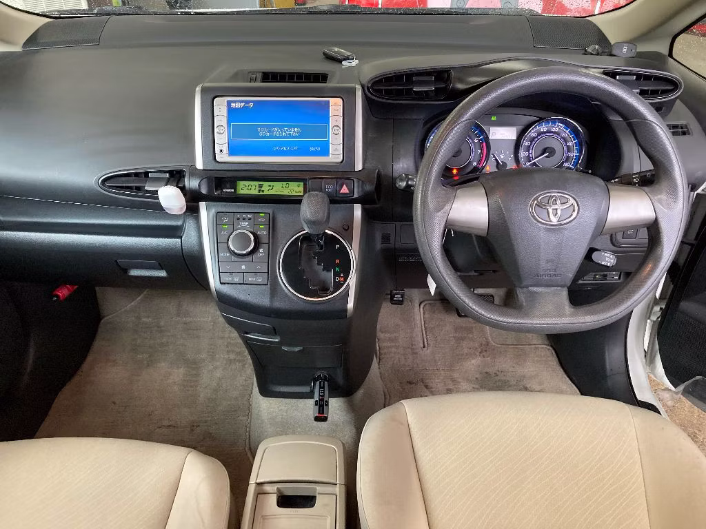 TOYOTA WISH