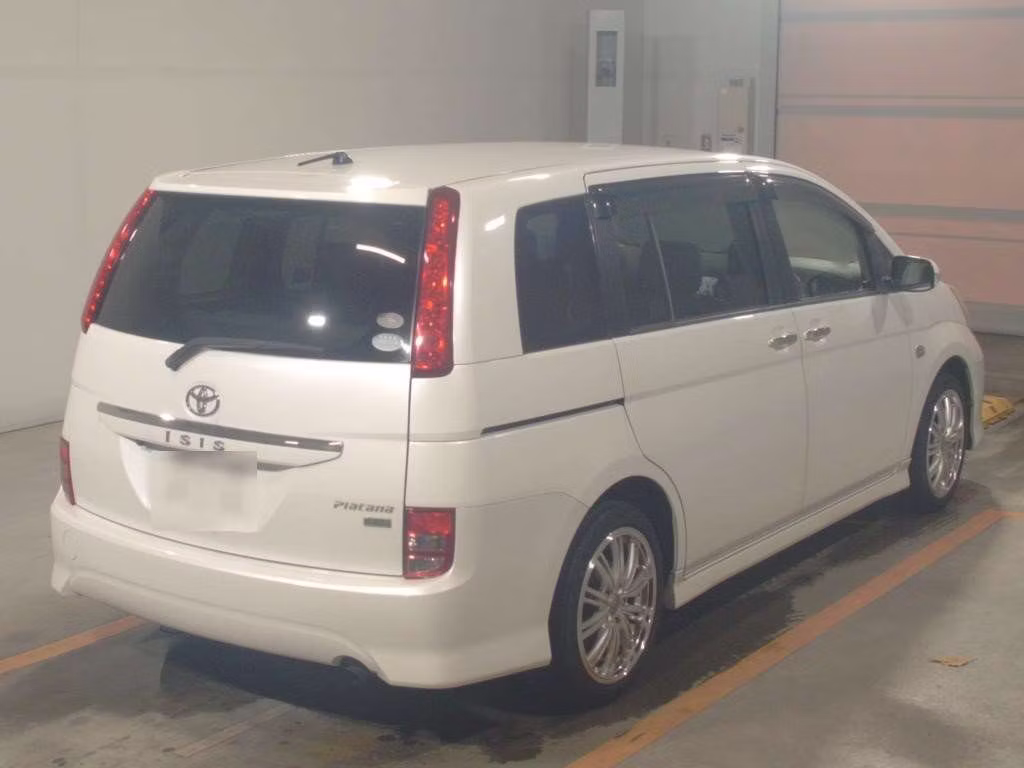 TOYOTA ISIS