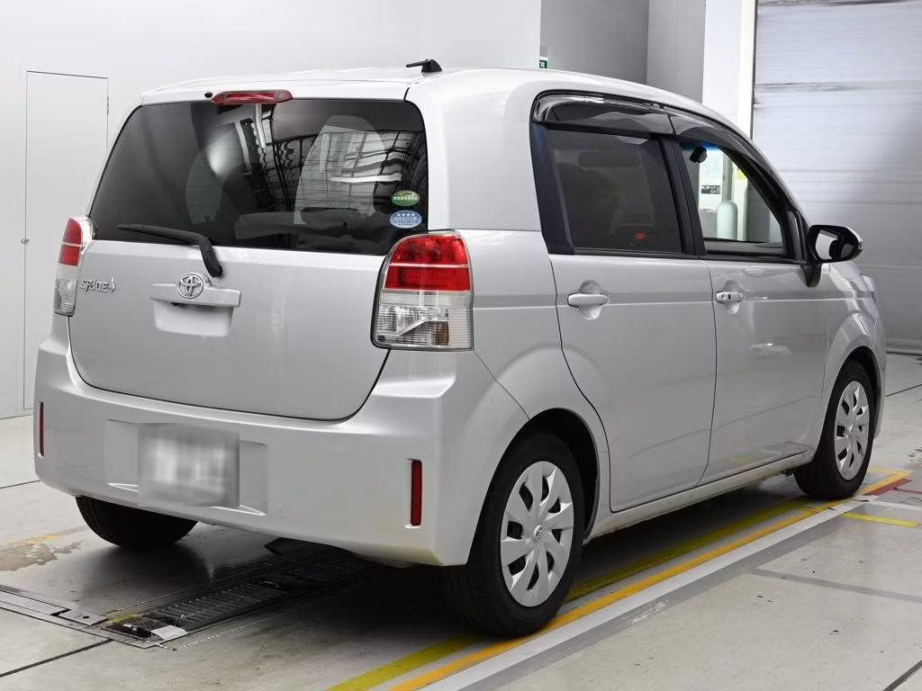 TOYOTA SPADE