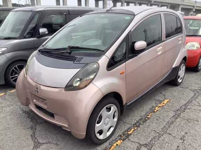 MITSUBISHI I