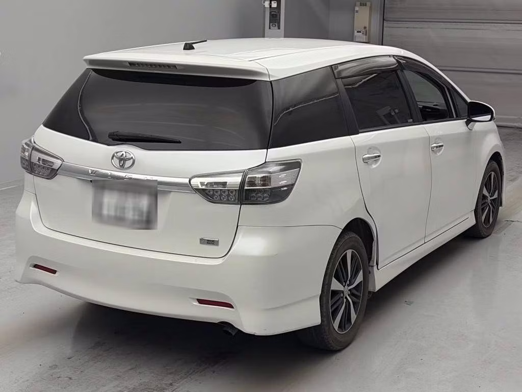 TOYOTA WISH