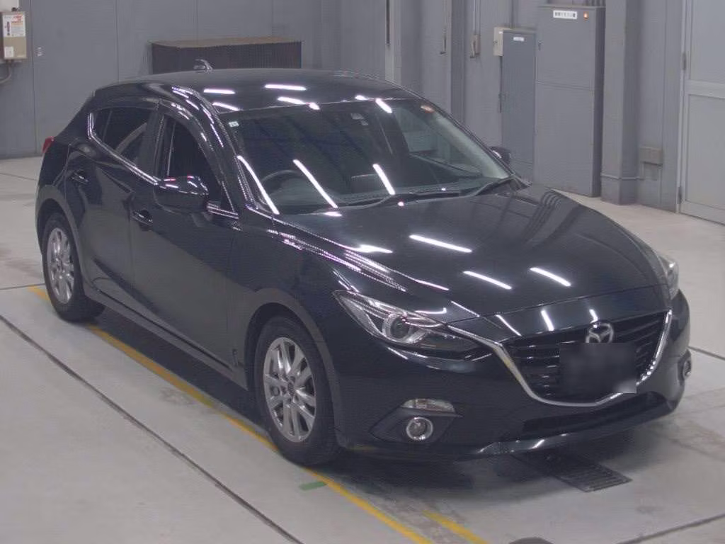 MAZDA AXELA