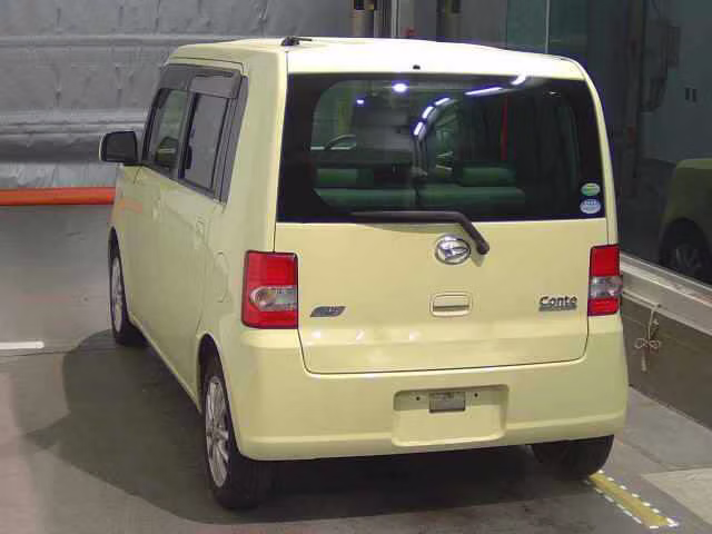 DAIHATSU MOVE CONTE