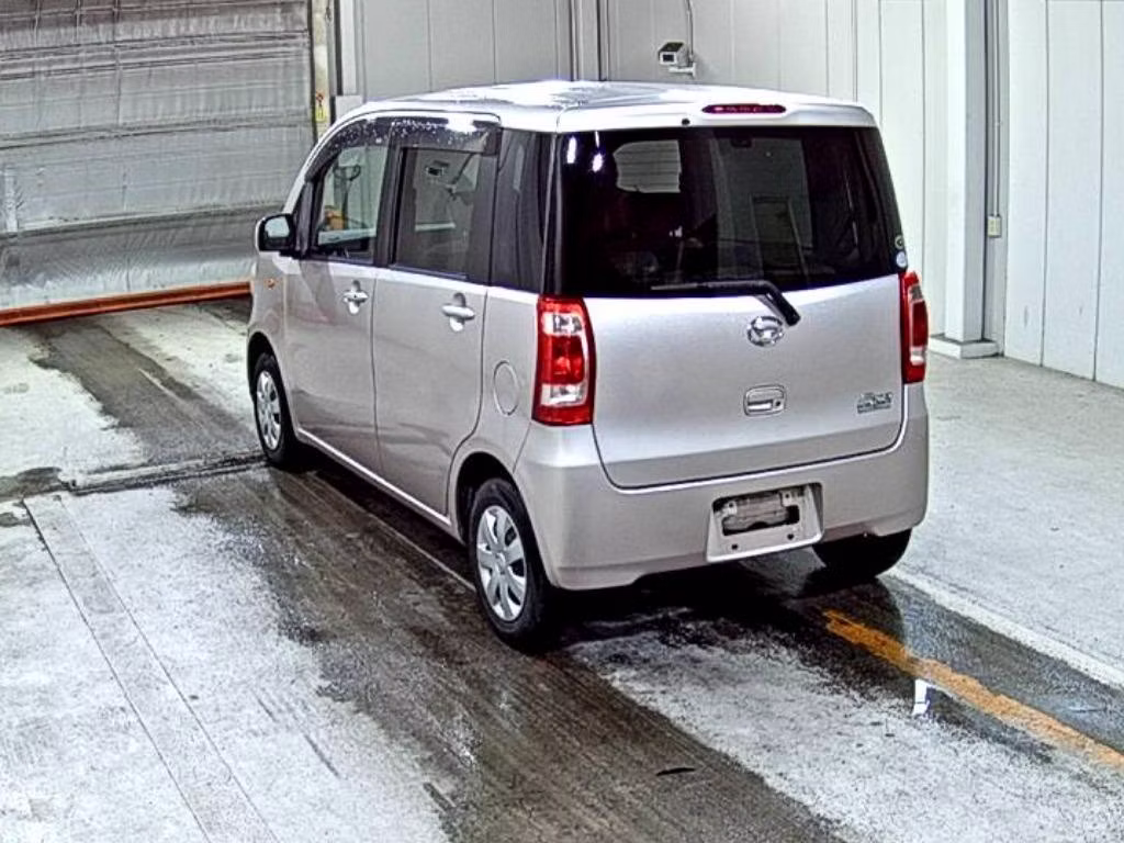 DAIHATSU TANTO EXE