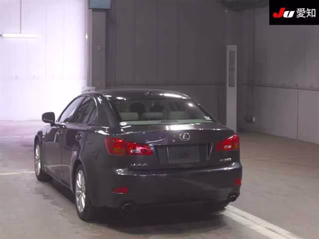 LEXUS IS350