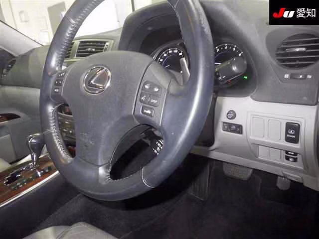 LEXUS IS350