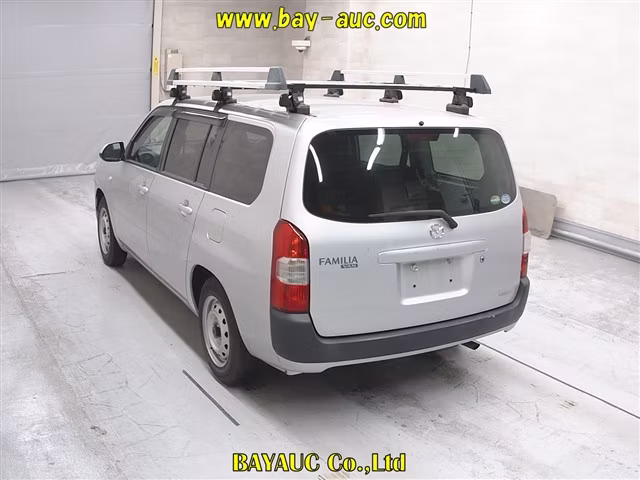 MAZDA FAMILIA