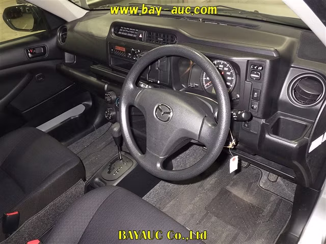 MAZDA FAMILIA