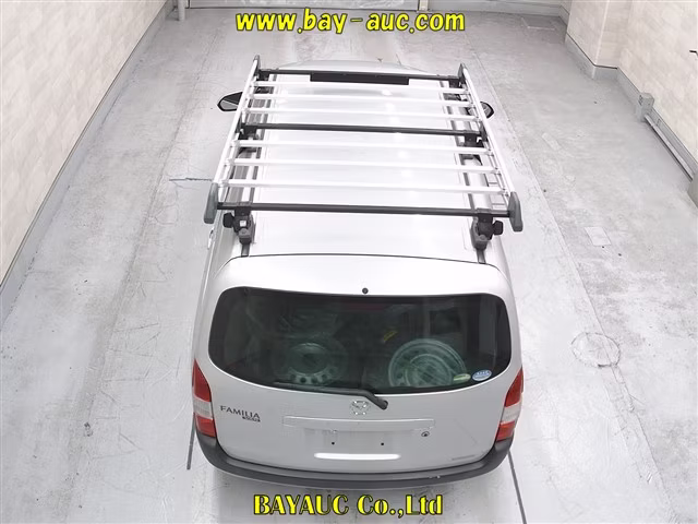 MAZDA FAMILIA