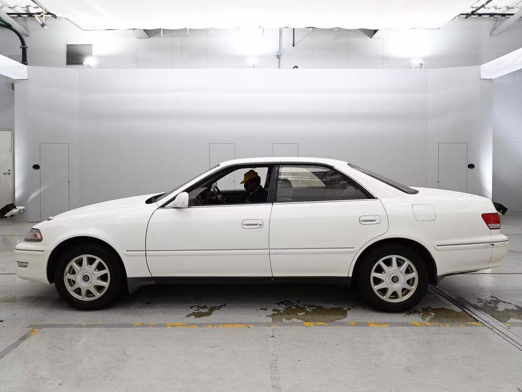 TOYOTA MARK II