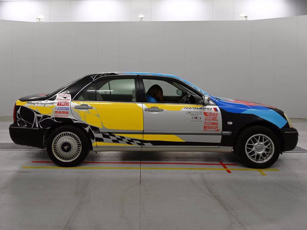 TOYOTA PROGRES