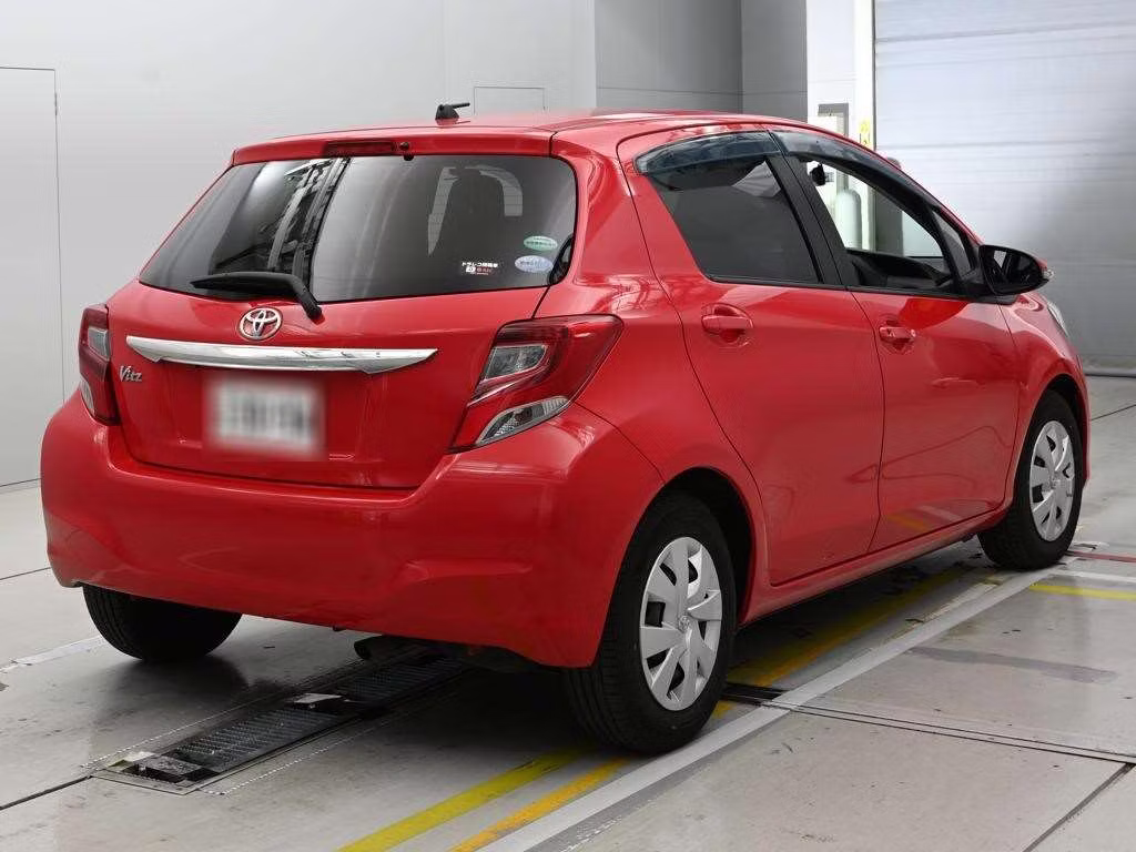 TOYOTA VITZ