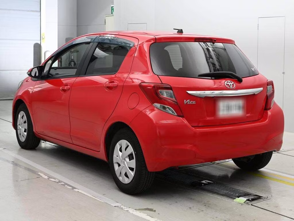 TOYOTA VITZ