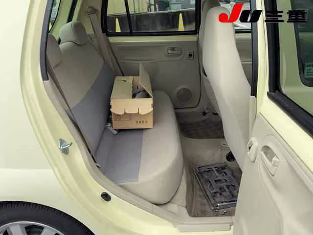 DAIHATSU ESSE