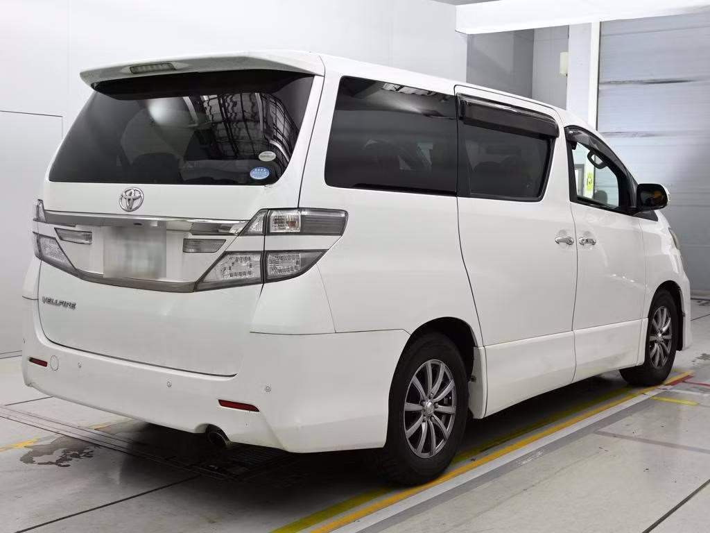 TOYOTA VELLFIRE