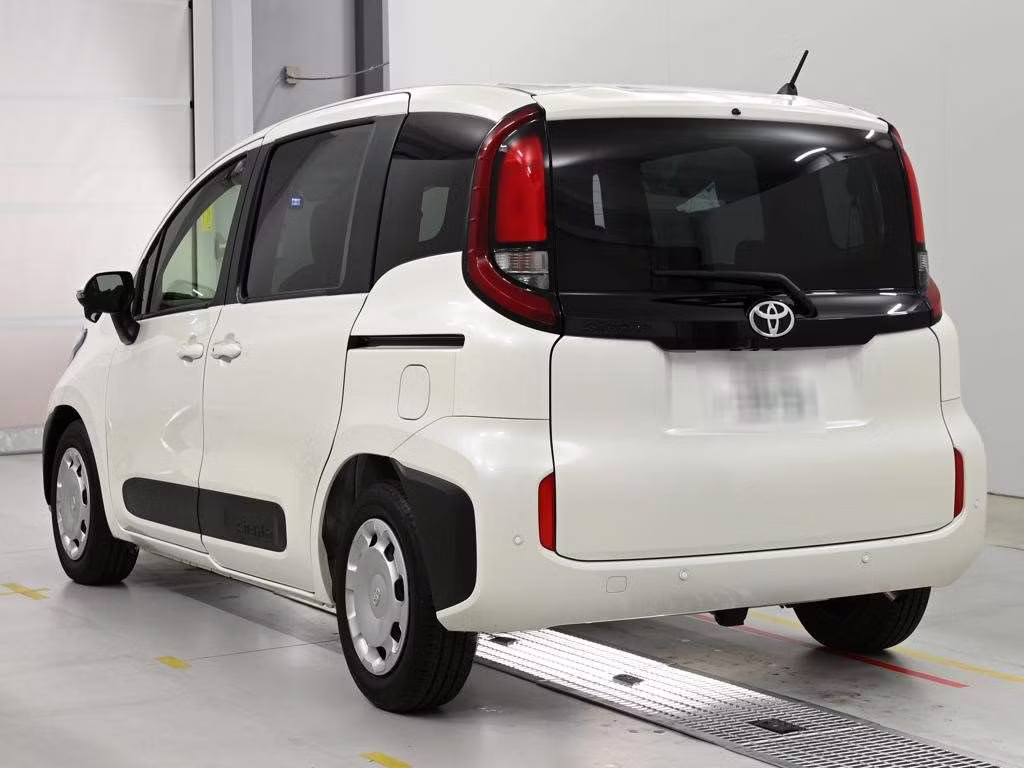 TOYOTA SIENTA