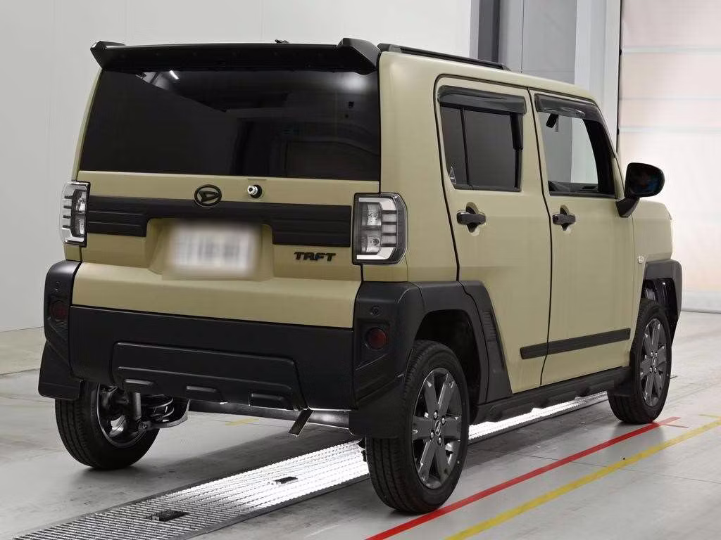 DAIHATSU TAFT