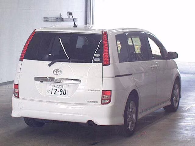 TOYOTA ISIS