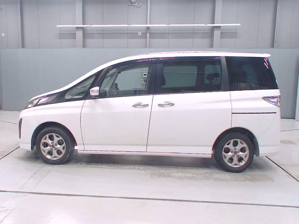 MAZDA BIANTE