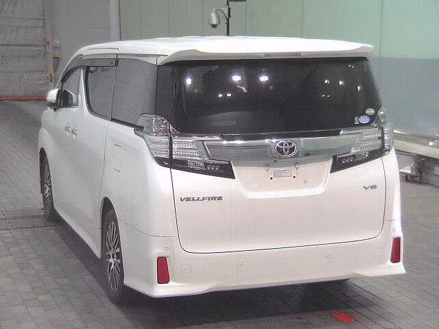 TOYOTA VELLFIRE