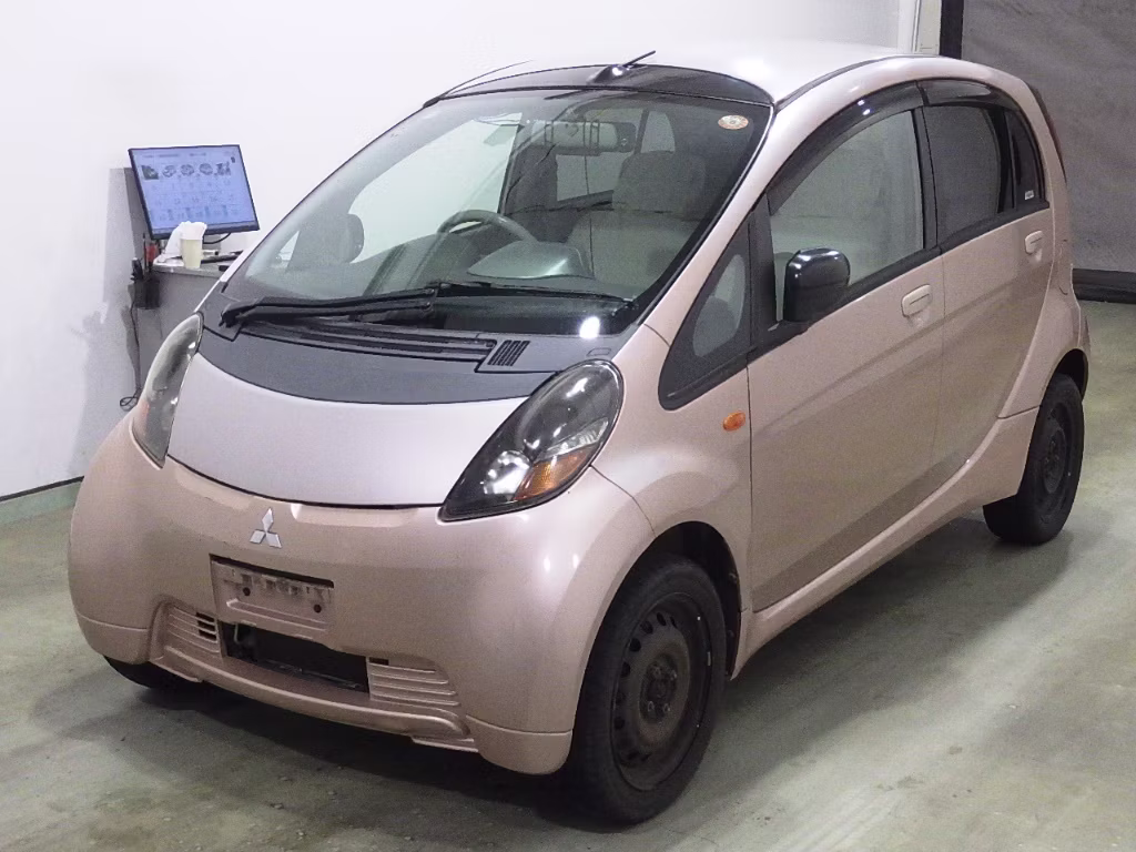 MITSUBISHI I