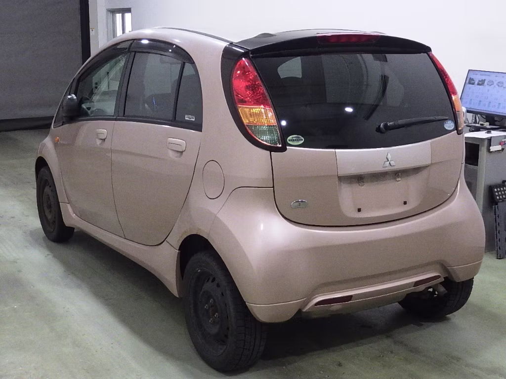 MITSUBISHI I