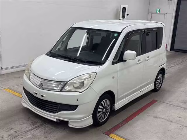 MITSUBISHI DELICA D:2