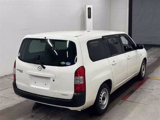 MAZDA FAMILIA