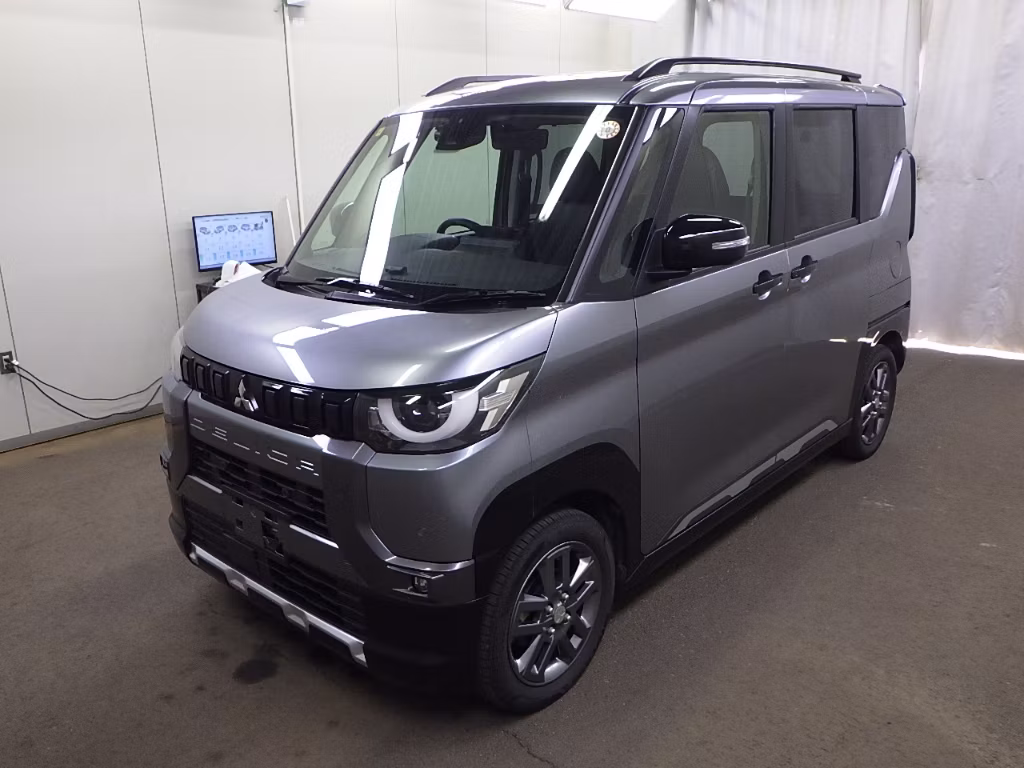 MITSUBISHI DELICA MINI