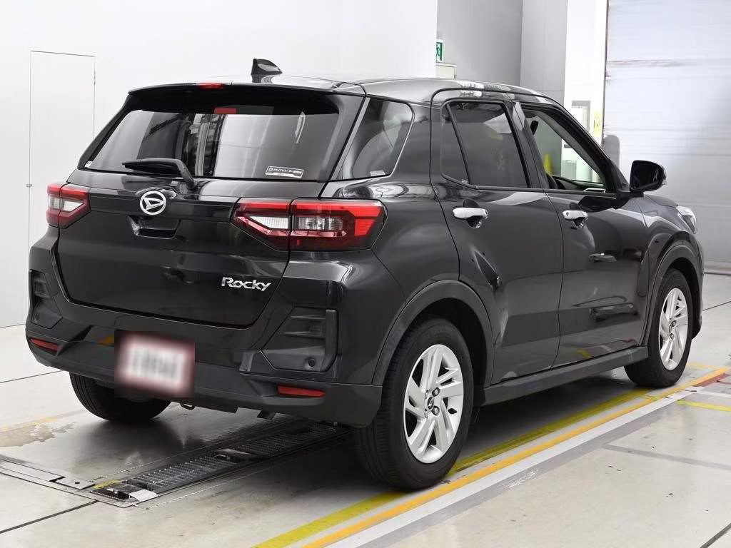 DAIHATSU ROCKY