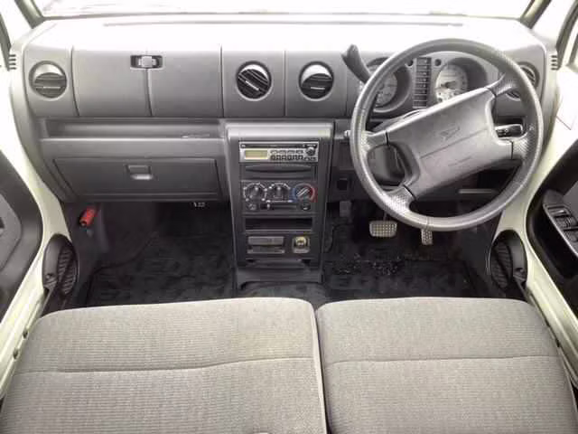 DAIHATSU NAKED
