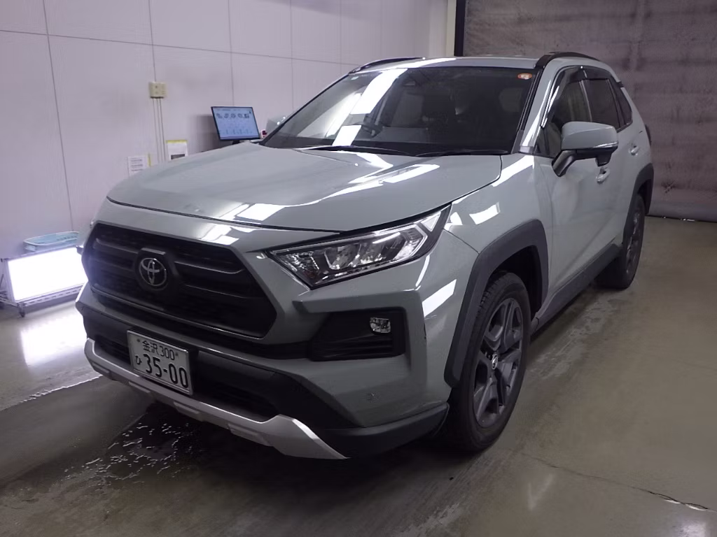 TOYOTA RAV4
