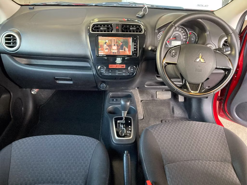 MITSUBISHI MIRAGE