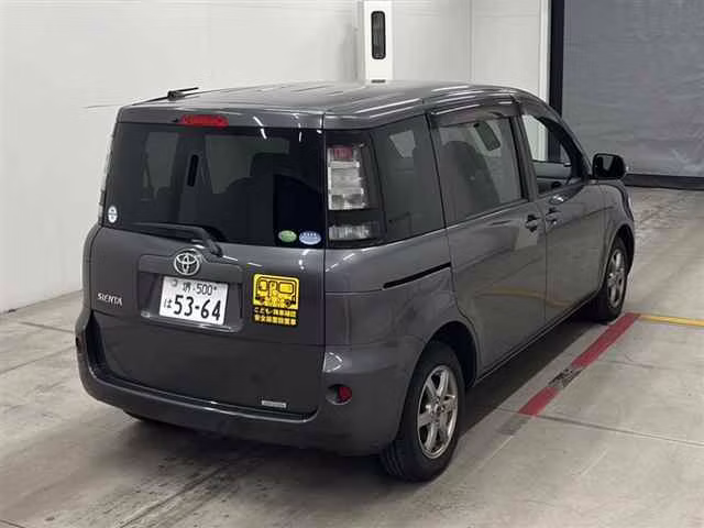 TOYOTA SIENTA