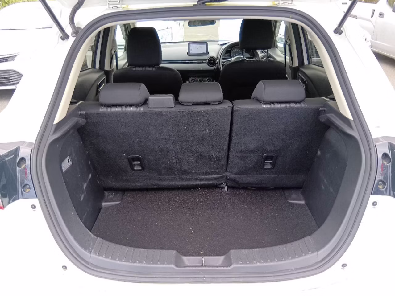 MAZDA MAZDA2