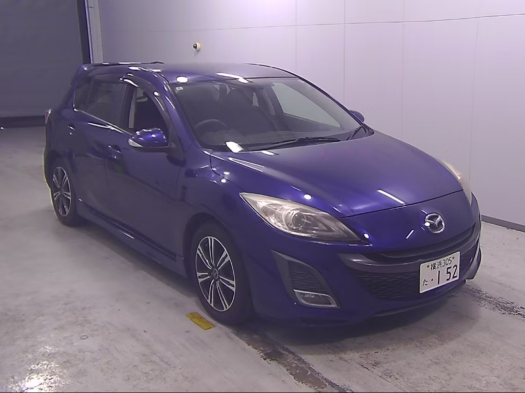 MAZDA AXELA