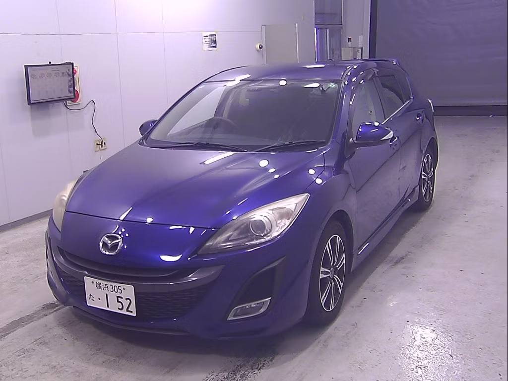 MAZDA AXELA