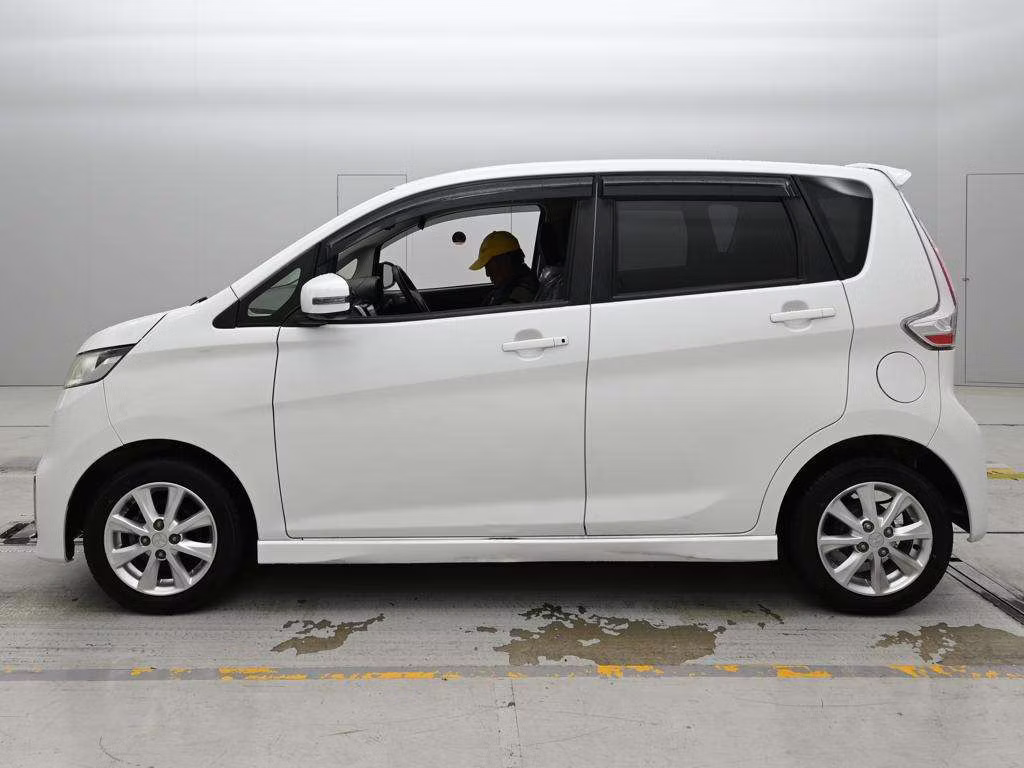 MITSUBISHI EK CUSTOM