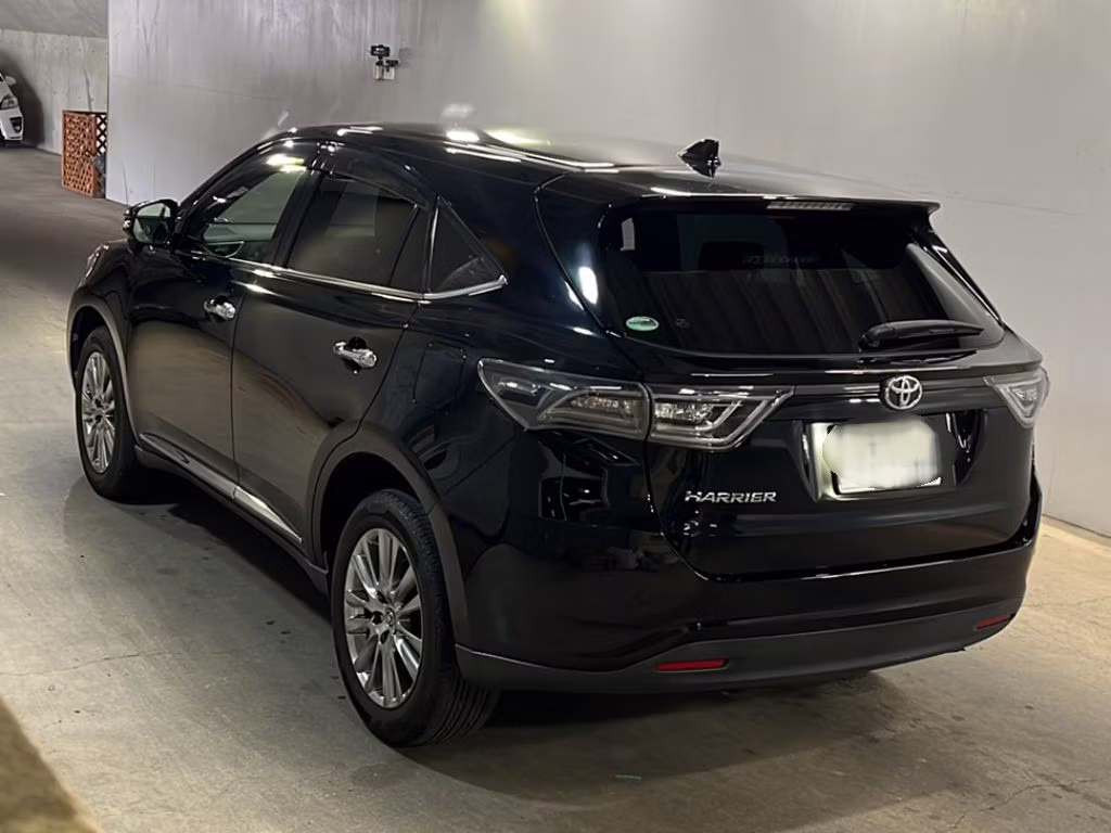 TOYOTA HARRIER